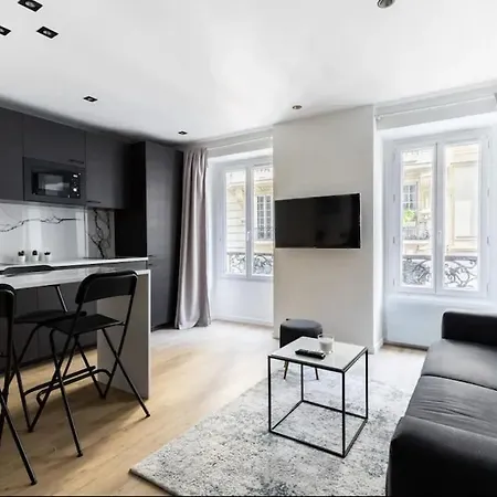 Chic In 8th - Near Champs-elysee Parigi