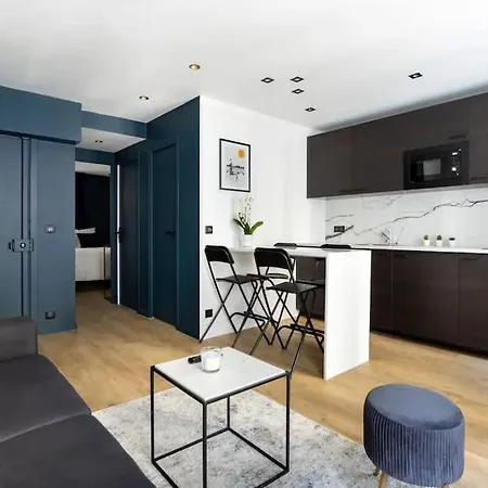 Appartamento Chic In 8th - Near Champs-elysee *